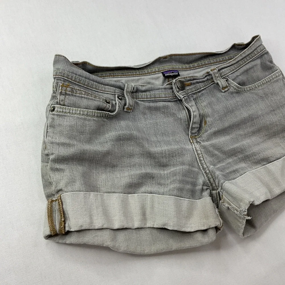 Patagonia Shorts Women Sz 27 Gray Denim Shortie Y2K Low Rise Stretch Cuffed